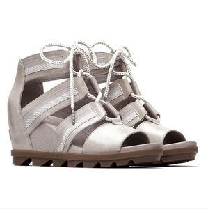 Sorel Light Gray Joanie II Lace Webbing Wedge Sandals 9